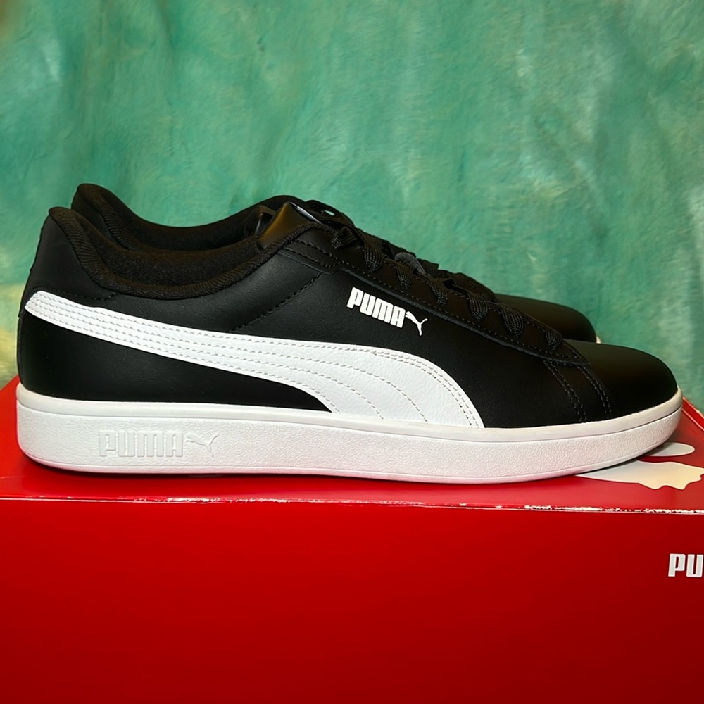 New Puma Men's Smash 3.0L size 11.